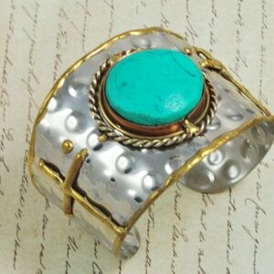 Turquoise and Gold Women's Bracelet